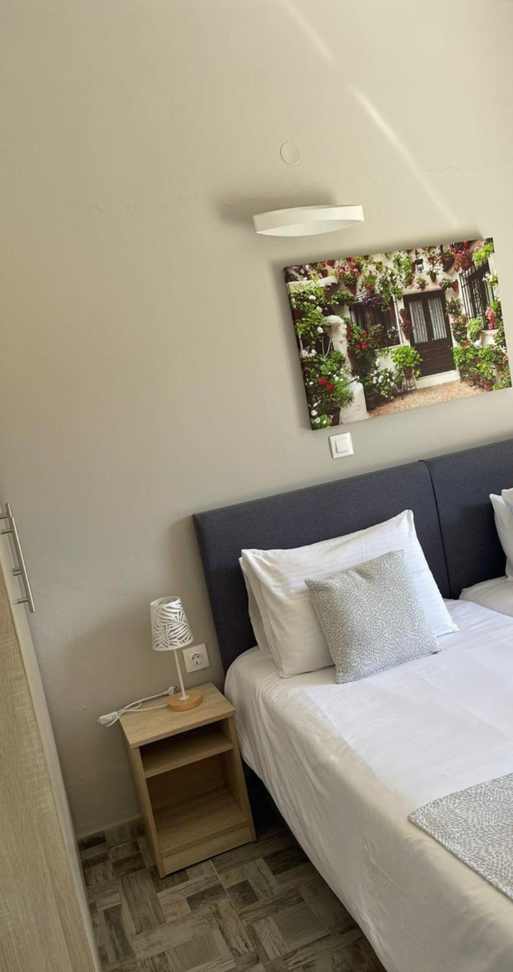 Georgia'S Apartments, Ipsos Corfu Exteriér fotografie