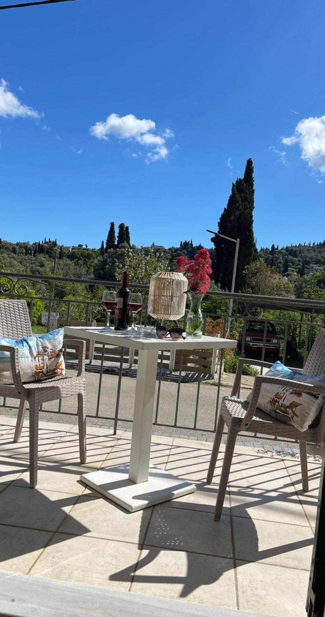 Georgia'S Apartments, Ipsos Corfu Exteriér fotografie